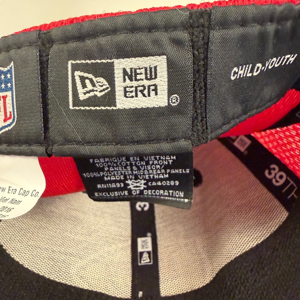 New Era 39THIRTY Kansas City Chiefs‎ Hat Kids Youth Black Red Mesh Stretch Fit - Picture 10 of 11
